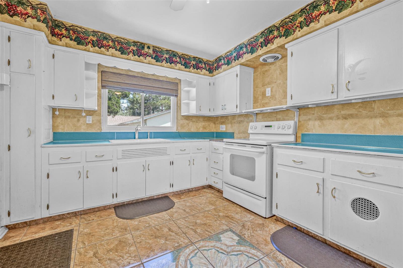 GetMedia – 2025-12-10T214717.941